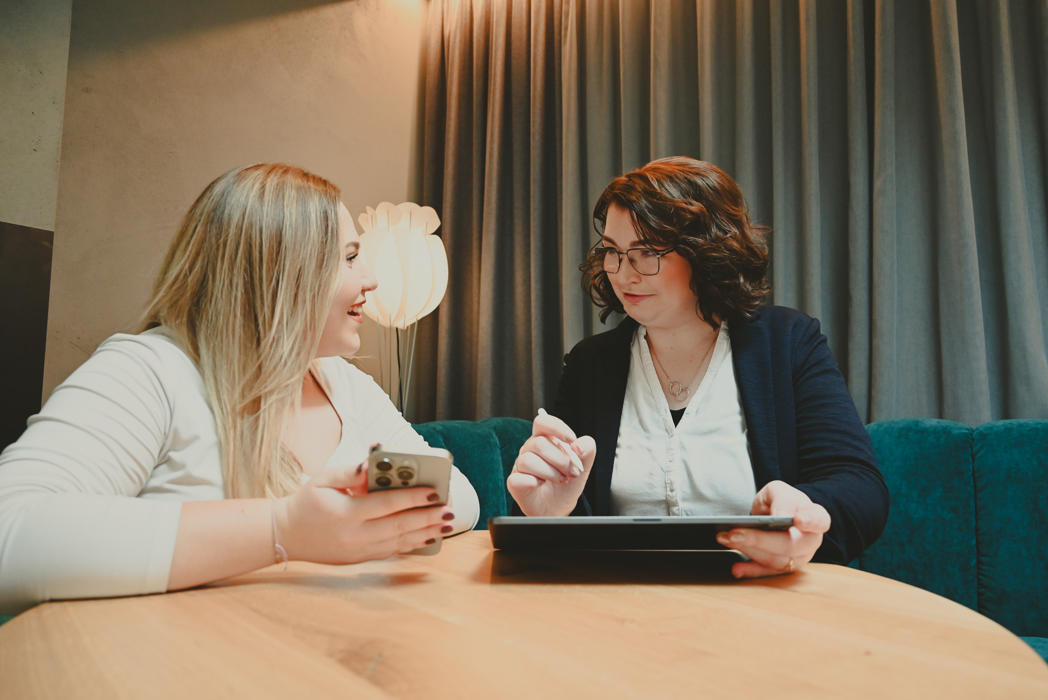 Christina Monuth im Beratungsgespräch